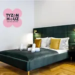 Golden Market Square By Tyzenhauz Apartman Krakkó